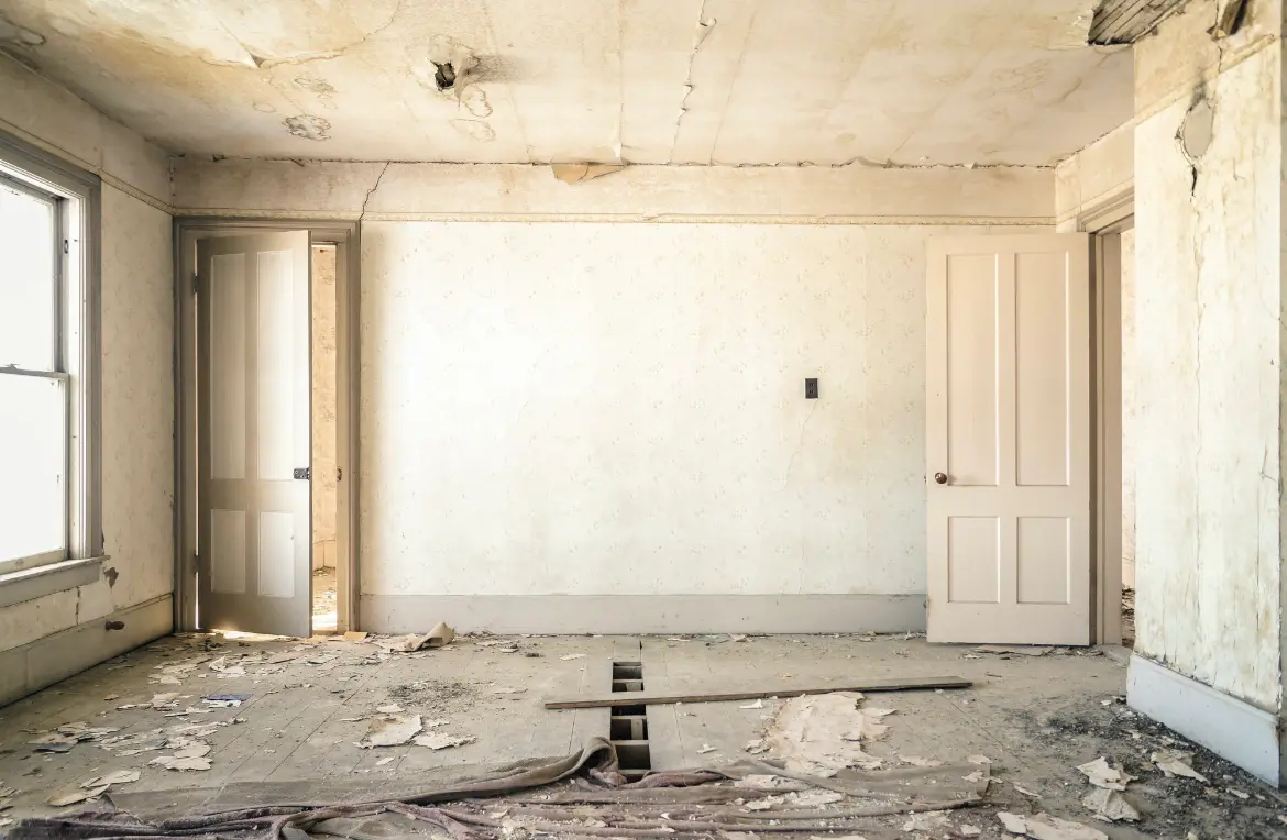 Waste disposal crew managing a cleanout project in Beaumont